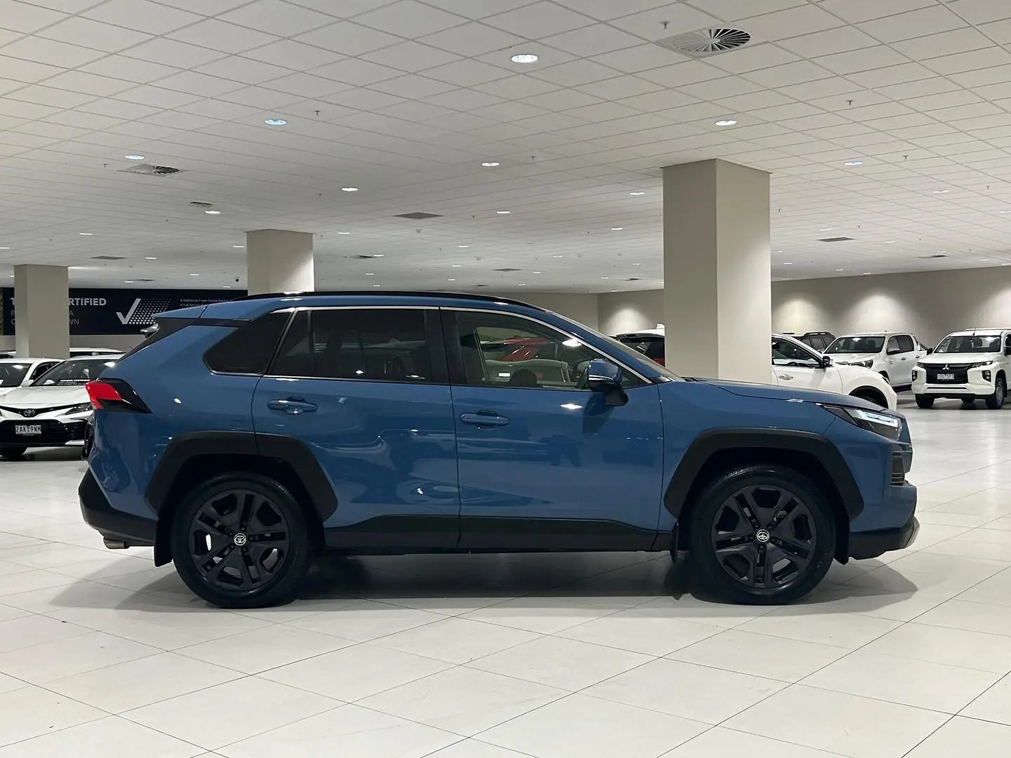 2024 Toyota RAV4 Gallery Image 2