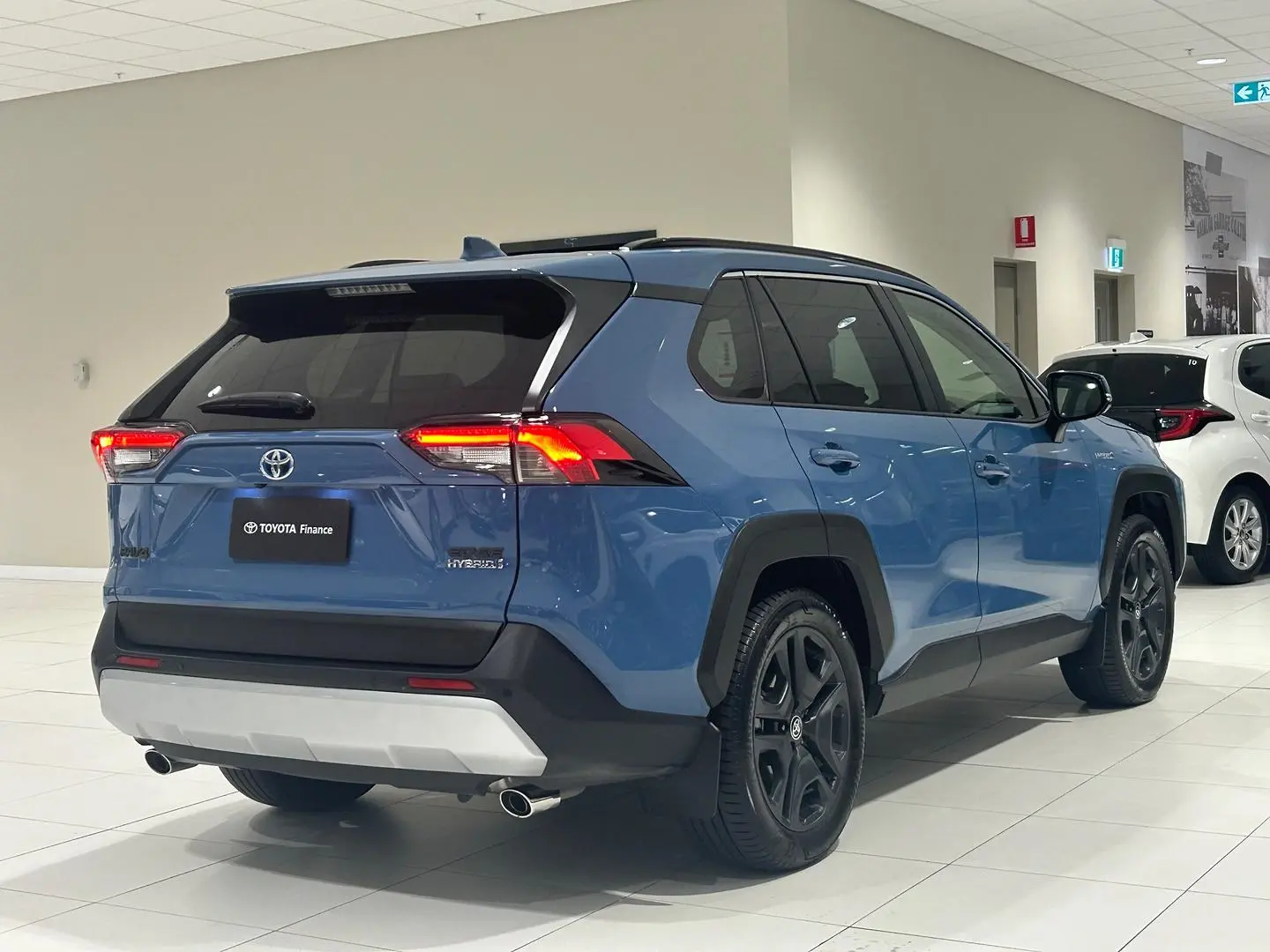 2024 Toyota RAV4 Gallery Image 10