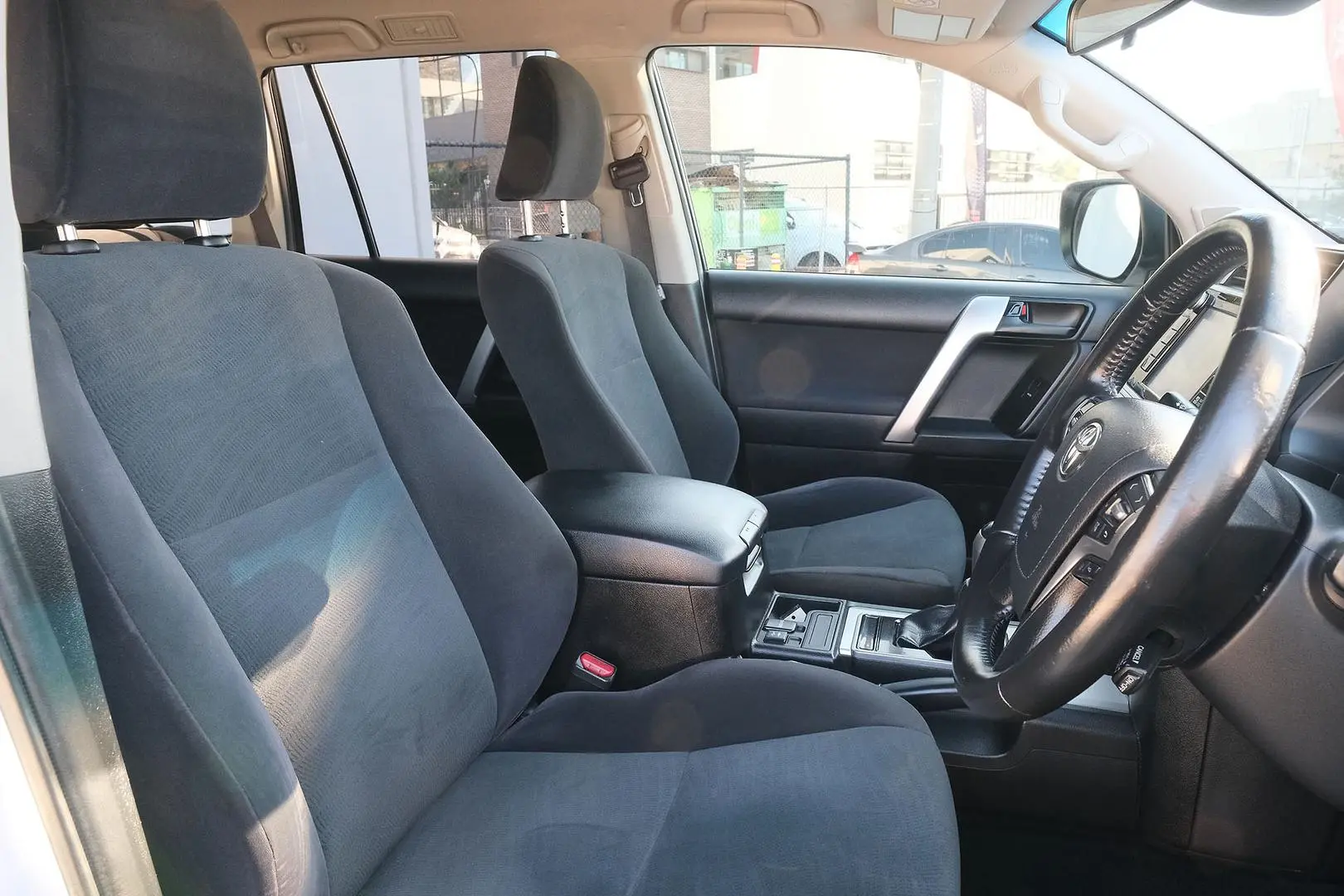 2019 Toyota Landcruiser Prado Gallery Image 13