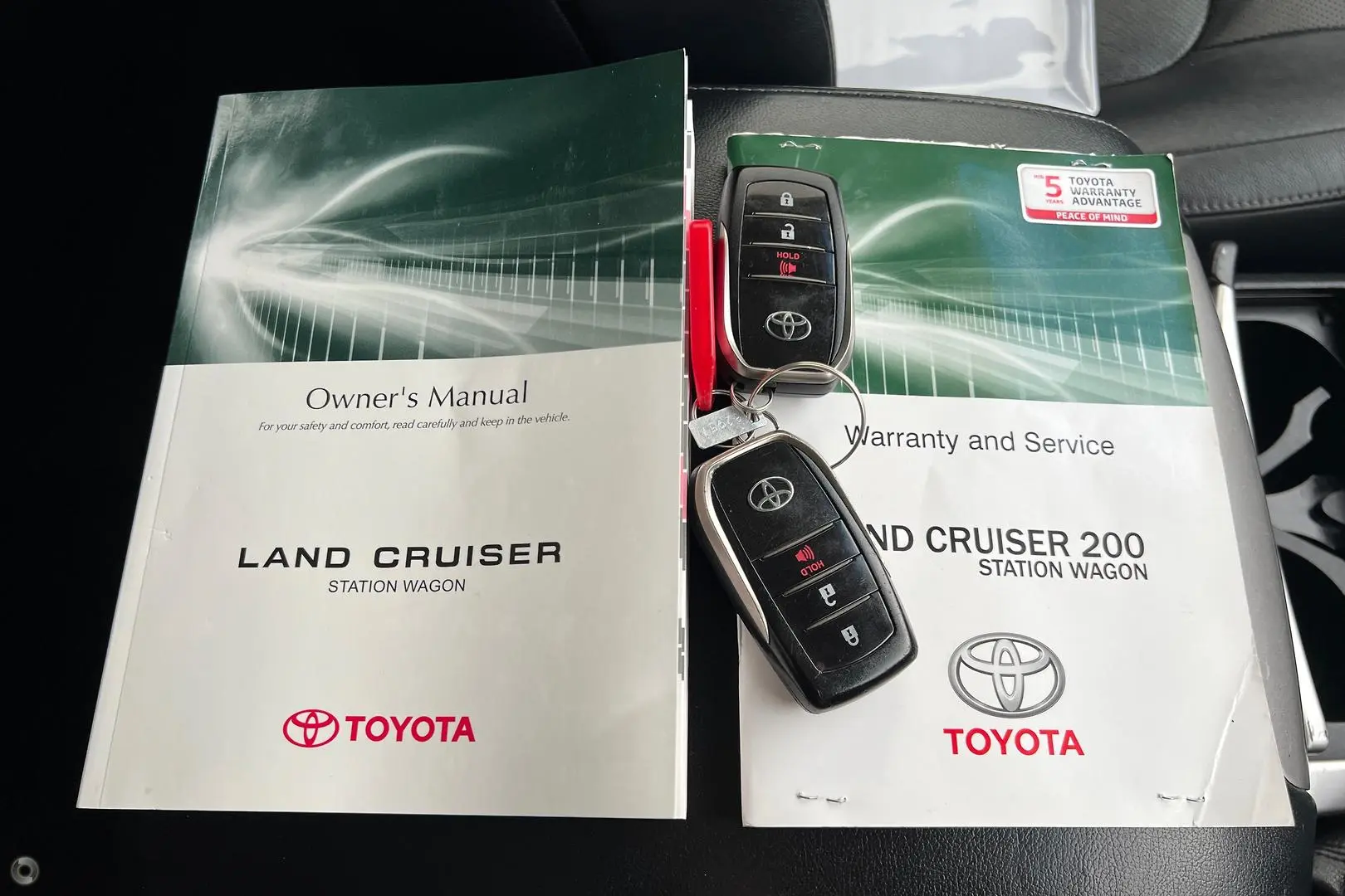 2019 Toyota Landcruiser Gallery Image 24