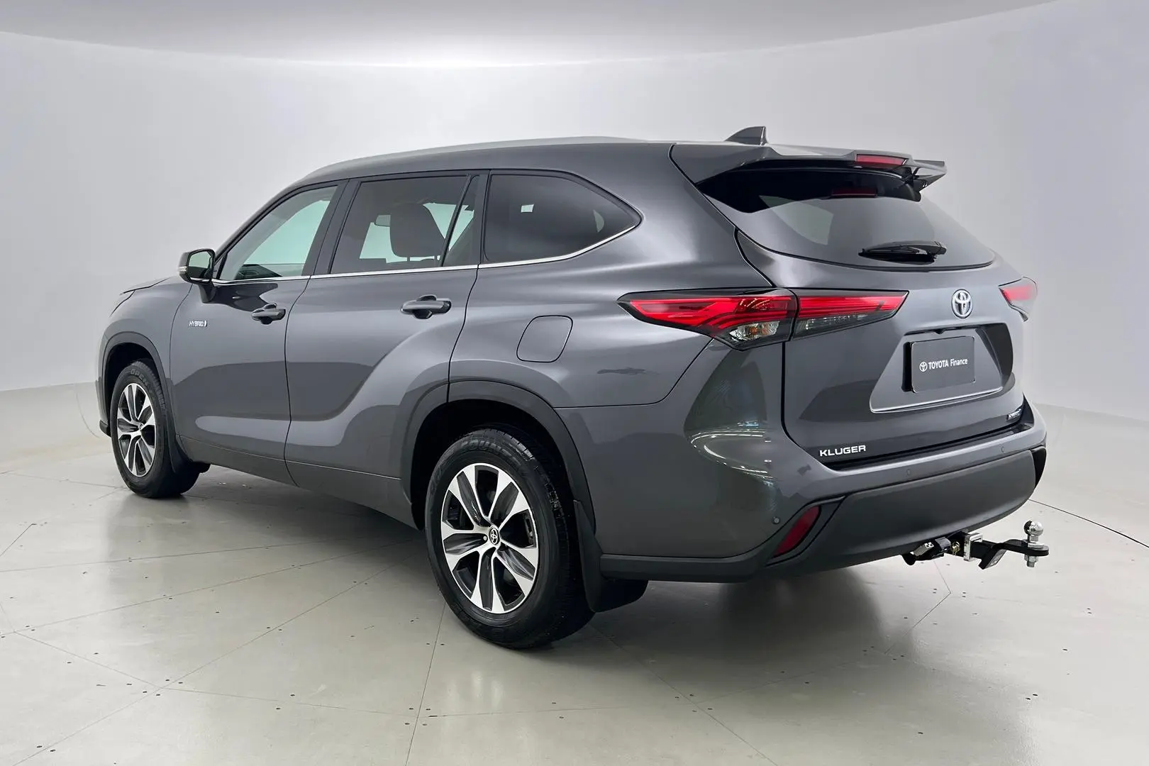 2023 Toyota Kluger Gallery Image 2