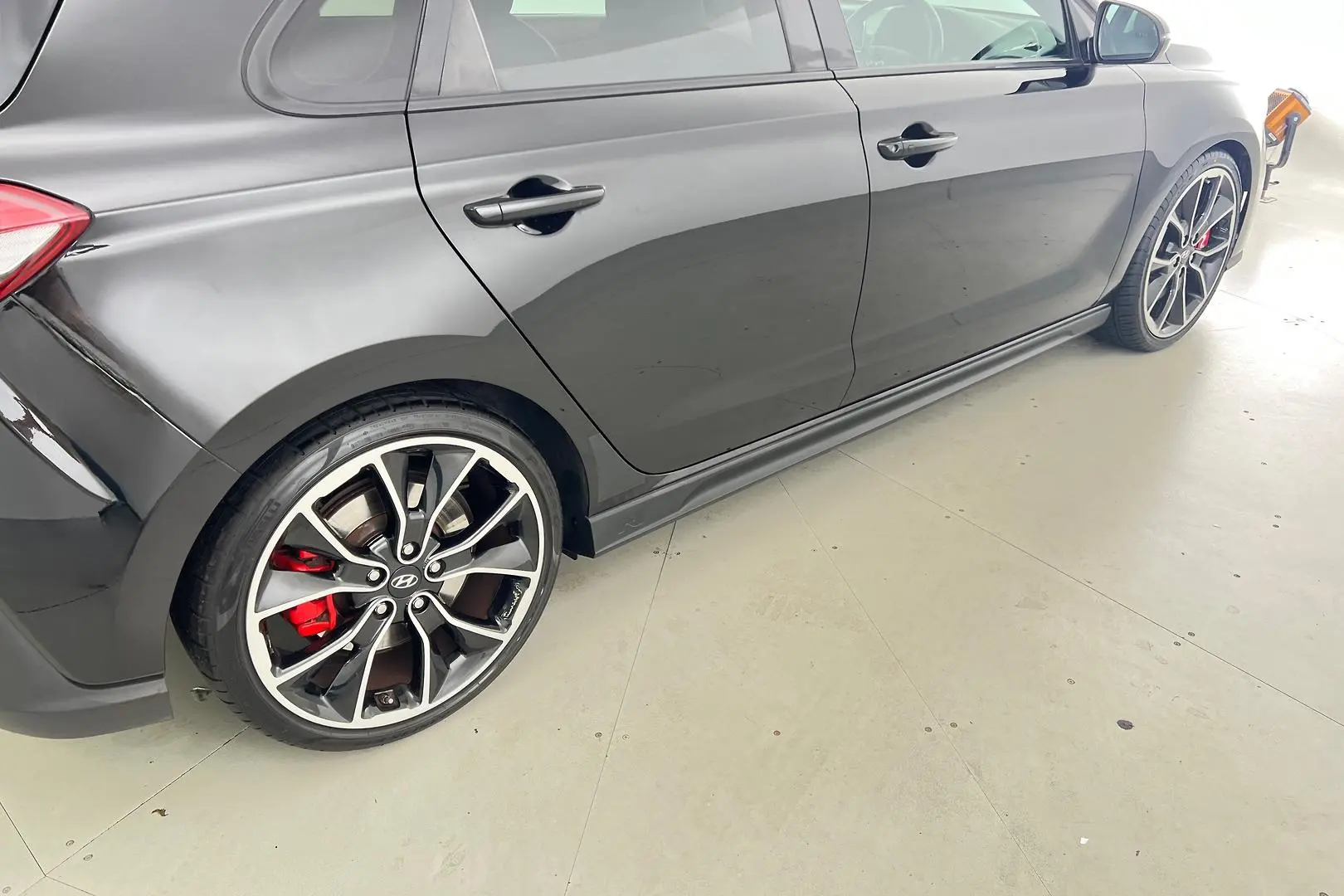 2020 Hyundai i30 Gallery Image 12