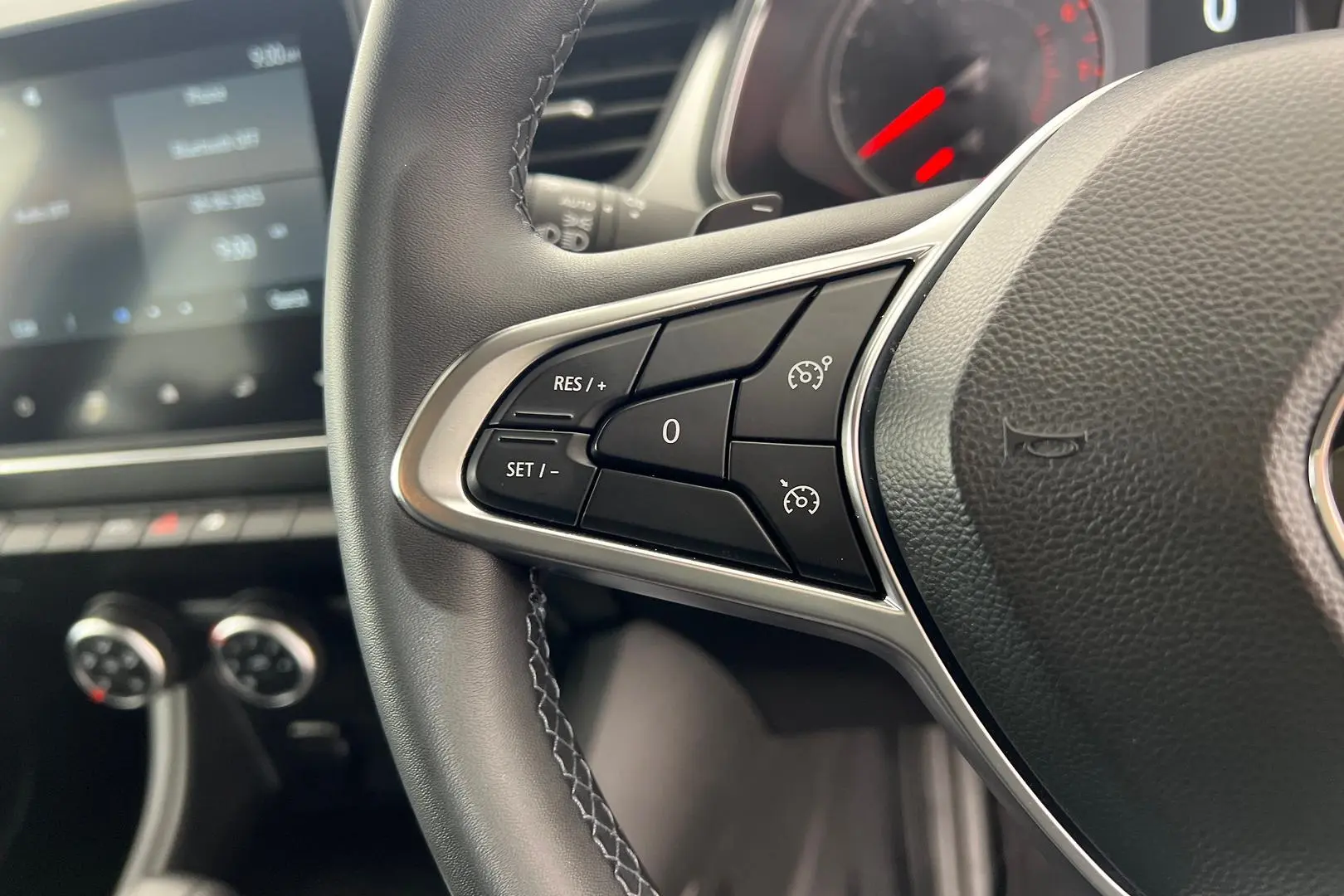 2022 Renault Captur Gallery Image 16