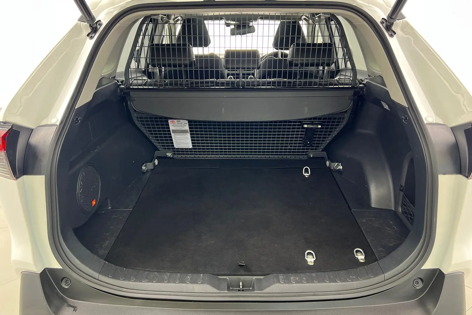 2019 Toyota RAV4 Gallery Image 17