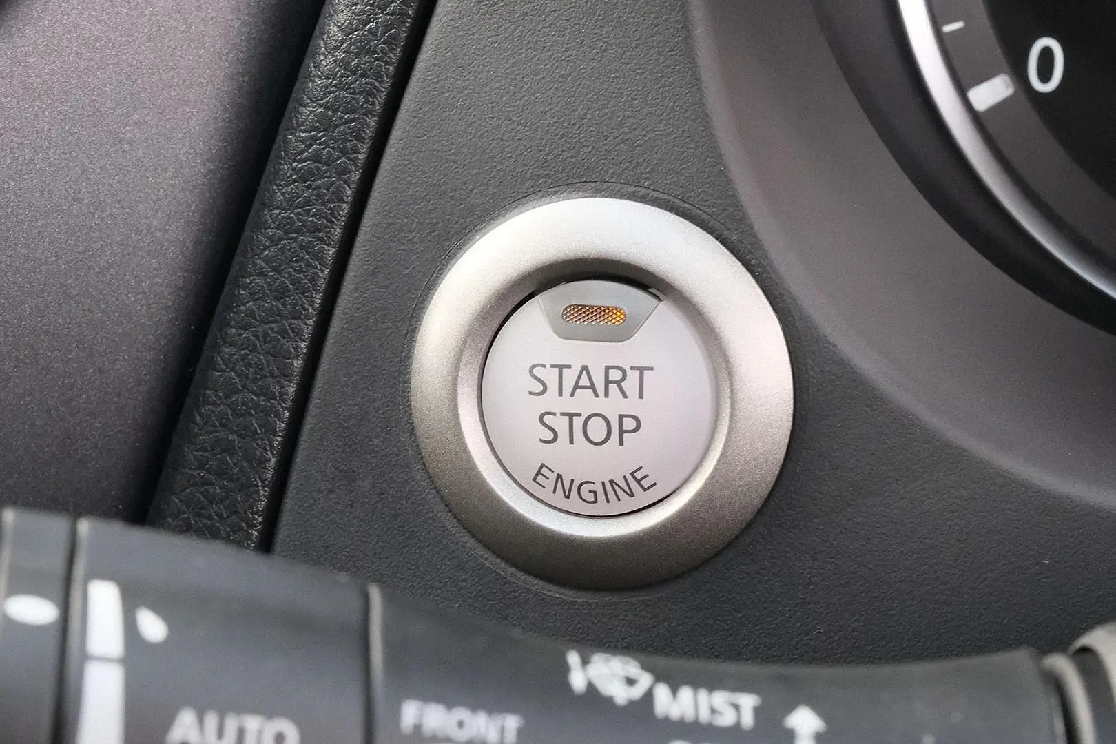2024 Nissan Navara Gallery Image 18