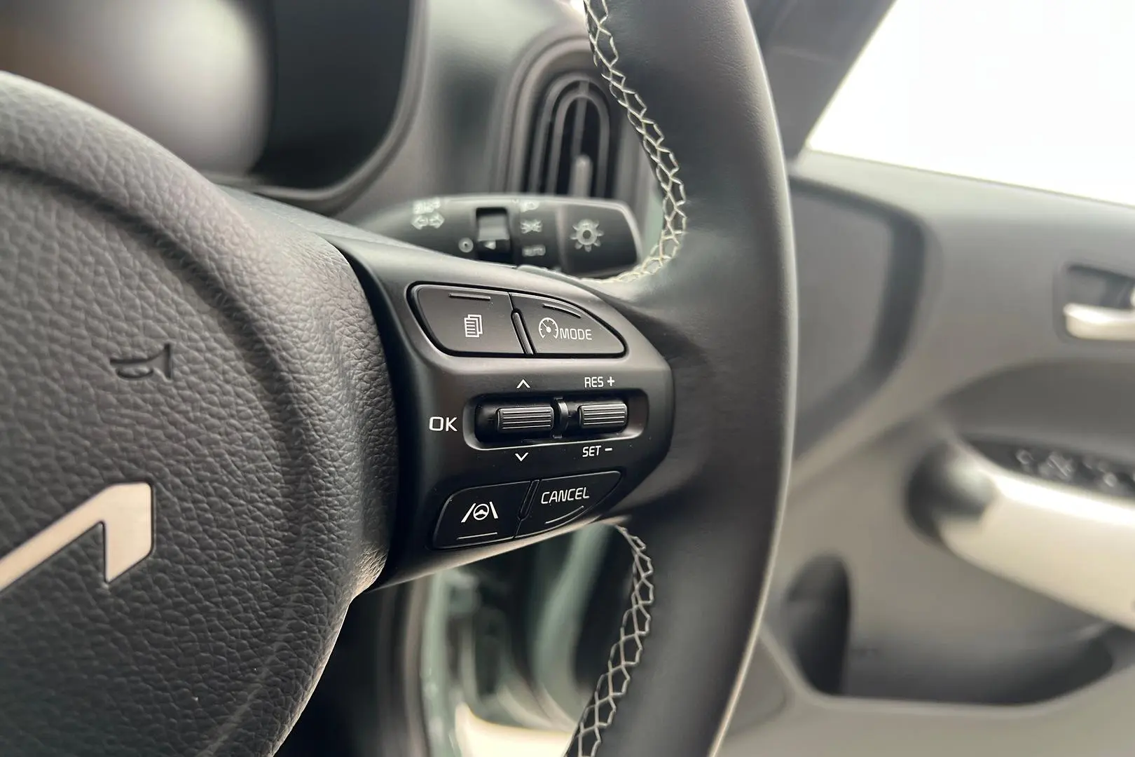 2024 Kia Picanto Gallery Image 16