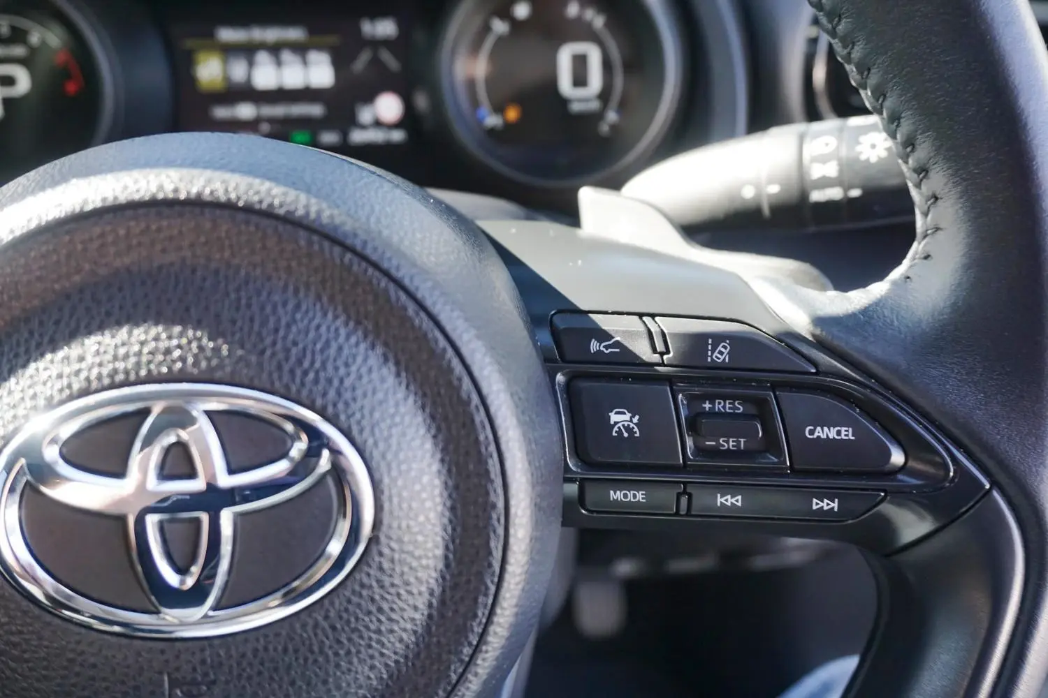 2023 Toyota Yaris Cross Gallery Image 8