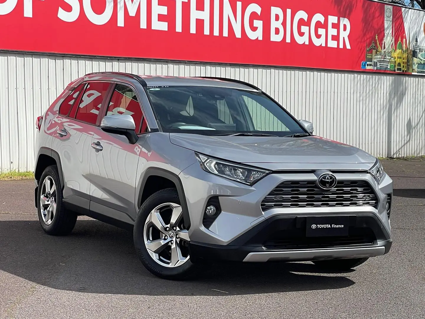 2021 Toyota RAV4 Gallery Image 1