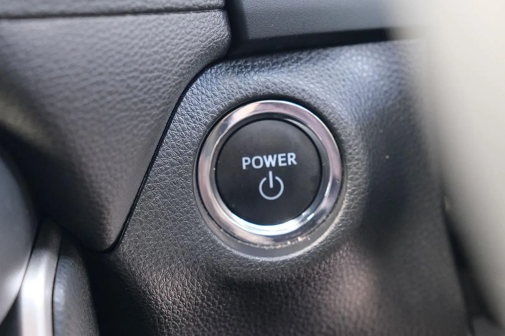 2024 Toyota RAV4 Gallery Image 18