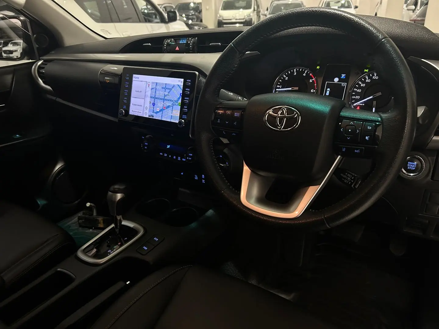 2021 Toyota Hilux Gallery Image 12