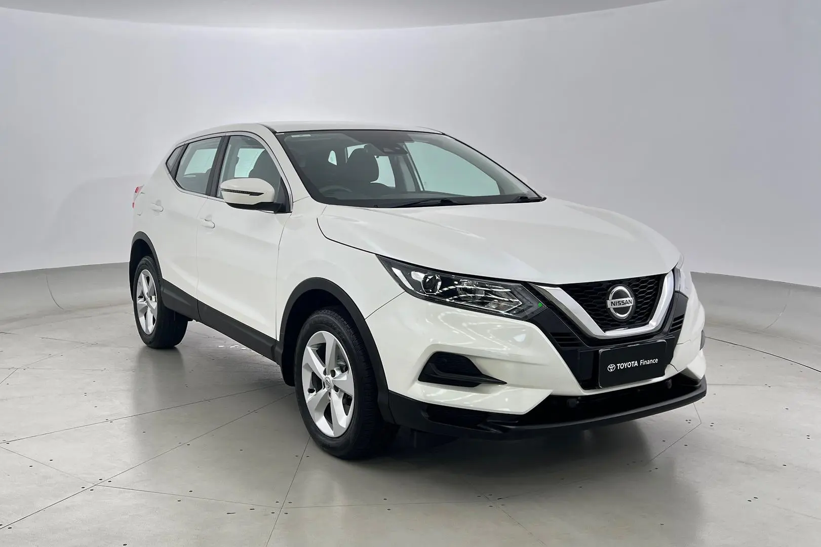 2021 Nissan Qashqai Gallery Image 1