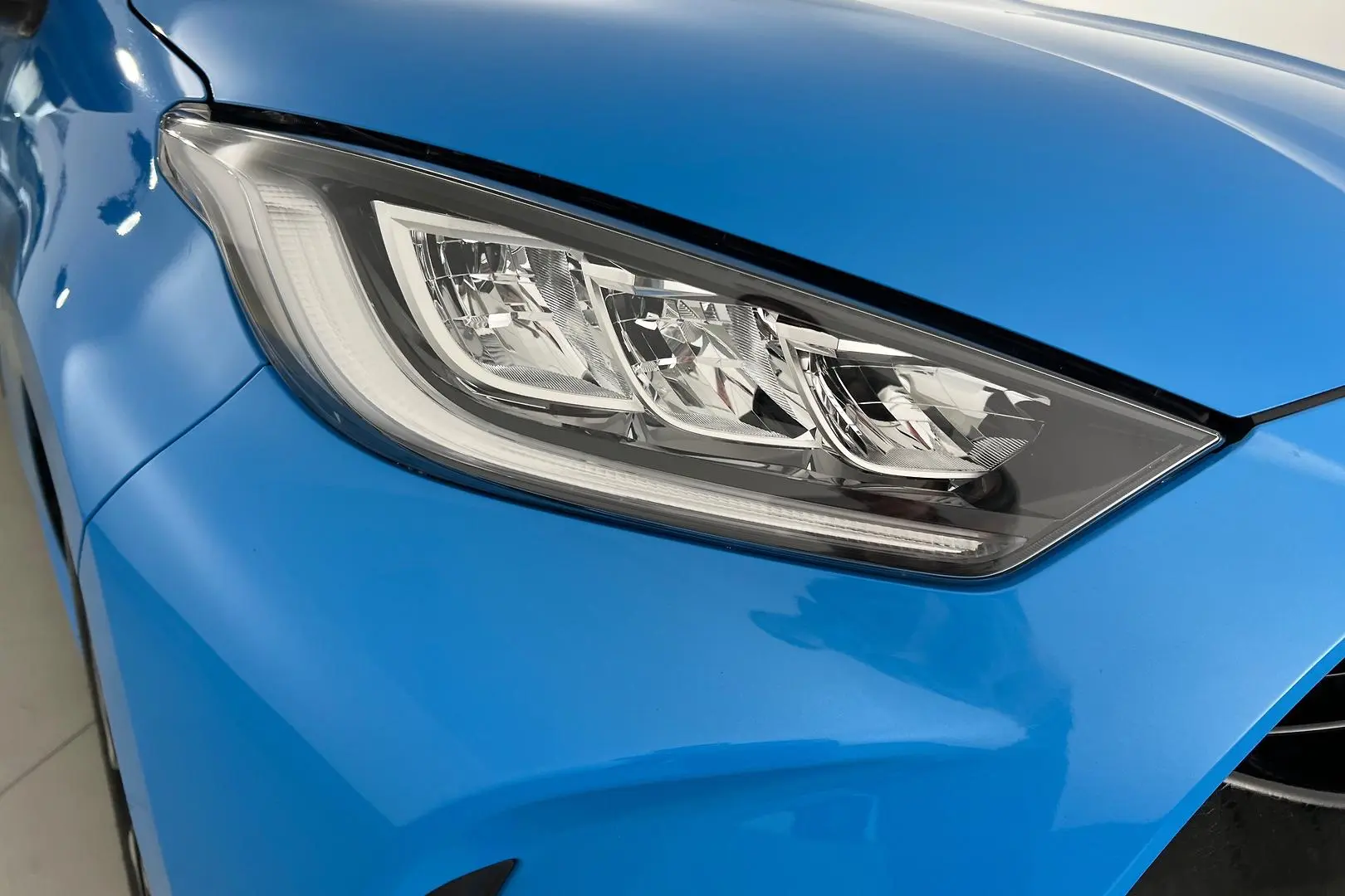 2021 Toyota Yaris Gallery Image 2