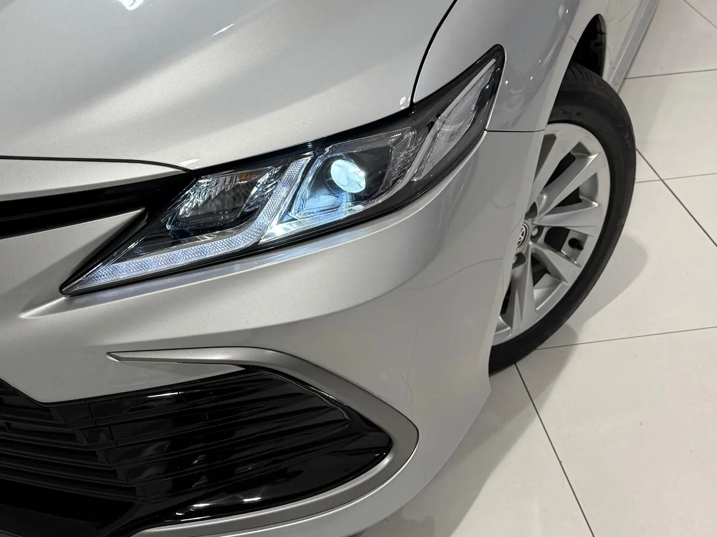 2024 Toyota Camry Gallery Image 10