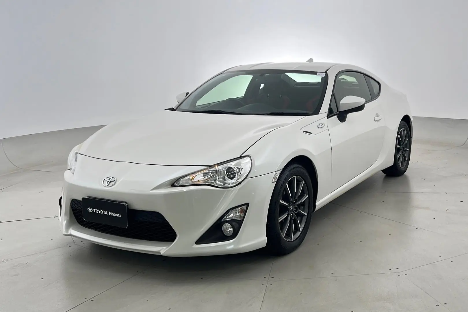 2016 Toyota 86 Gallery Image 8