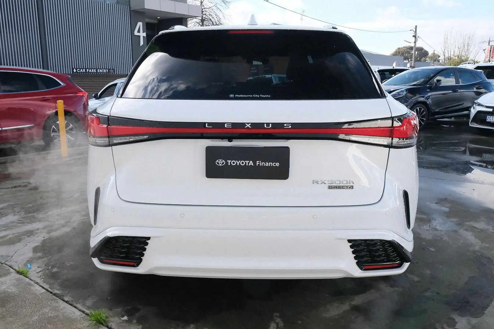 2024 Lexus RX Gallery Image 4
