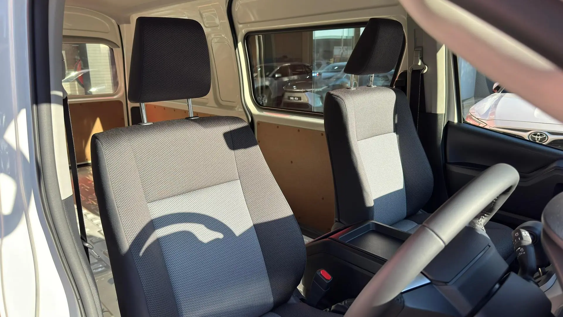 2025 Toyota Hiace Gallery Image 14