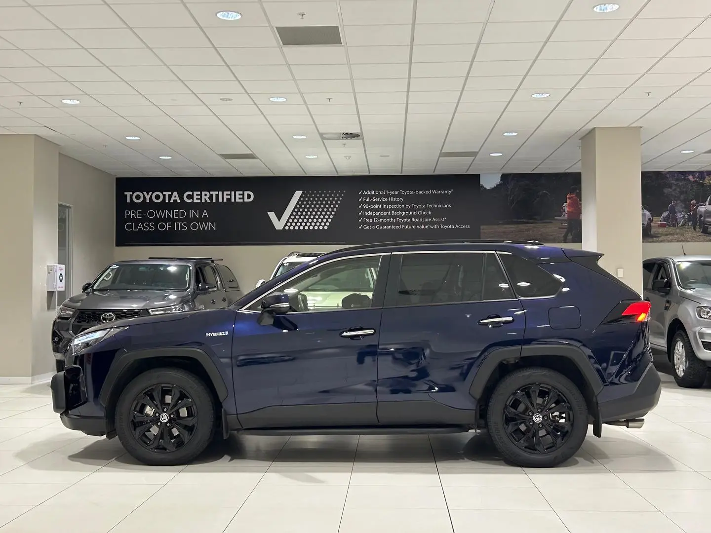 2023 Toyota RAV4 Gallery Image 6