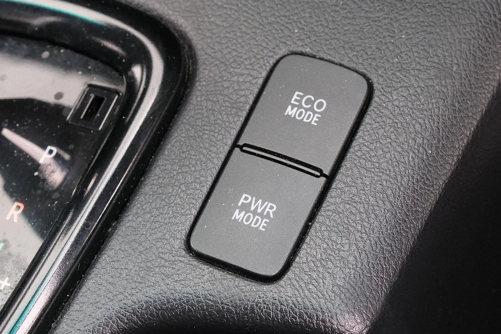 2020 Toyota Hilux Gallery Image 20