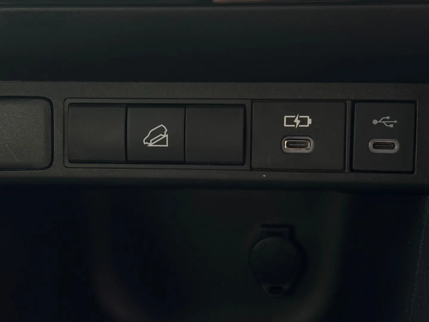2025 Toyota Yaris Cross Gallery Image 24
