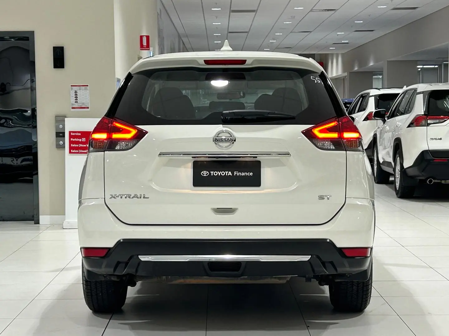 2020 Nissan X-TRAIL Gallery Image 9