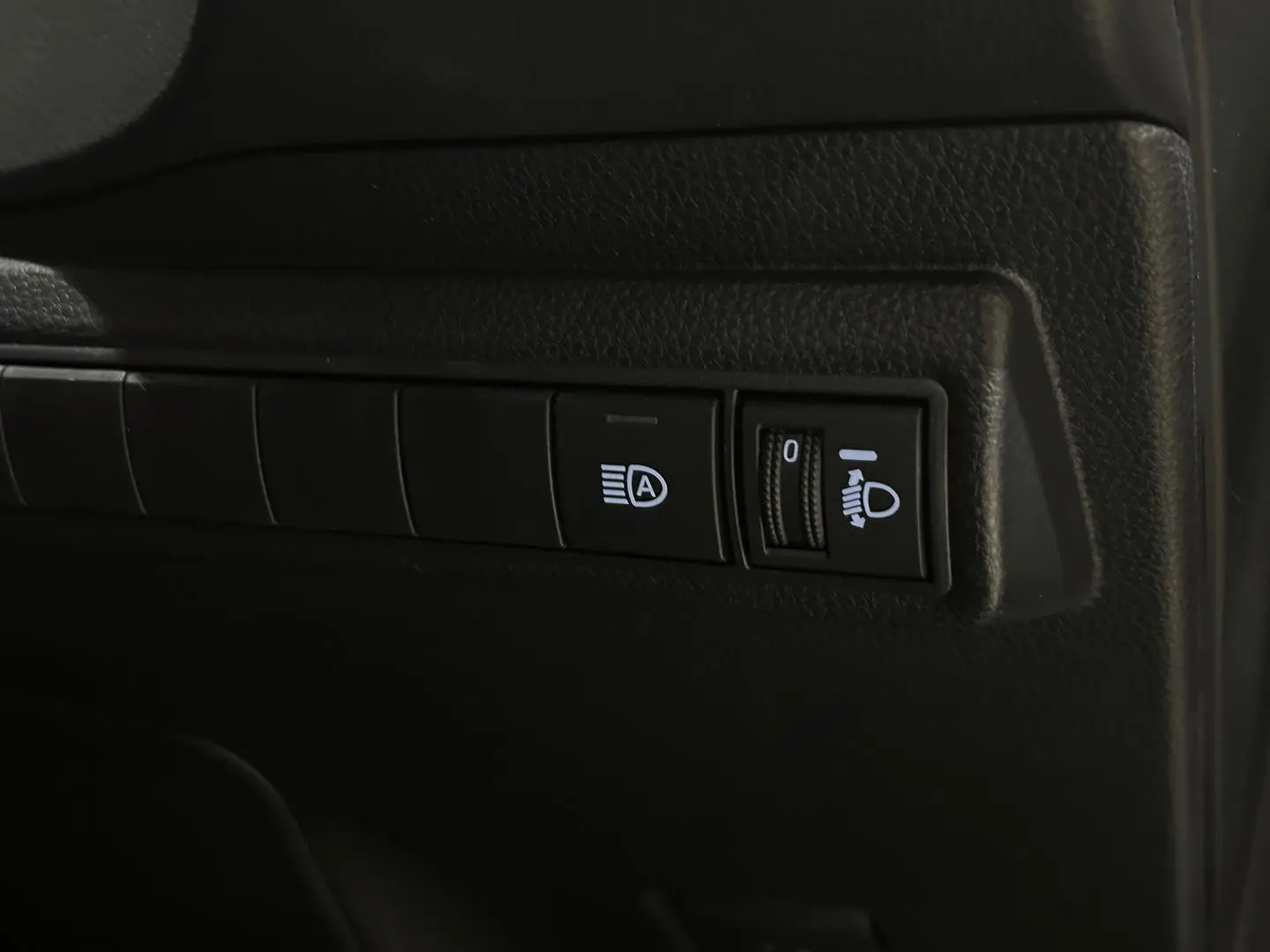 2024 Toyota Corolla Gallery Image 21