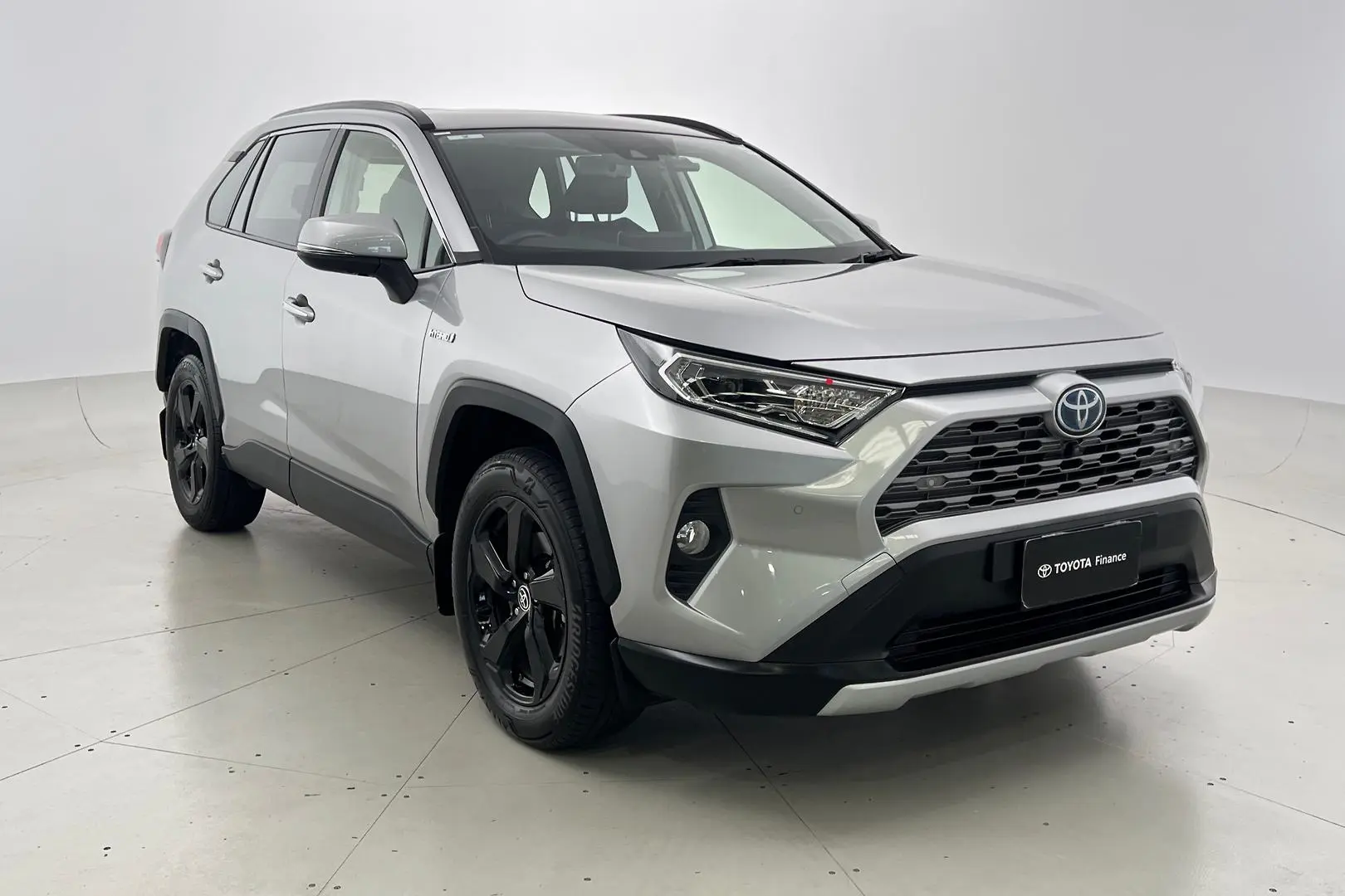 2021 Toyota RAV4 Gallery Image 1