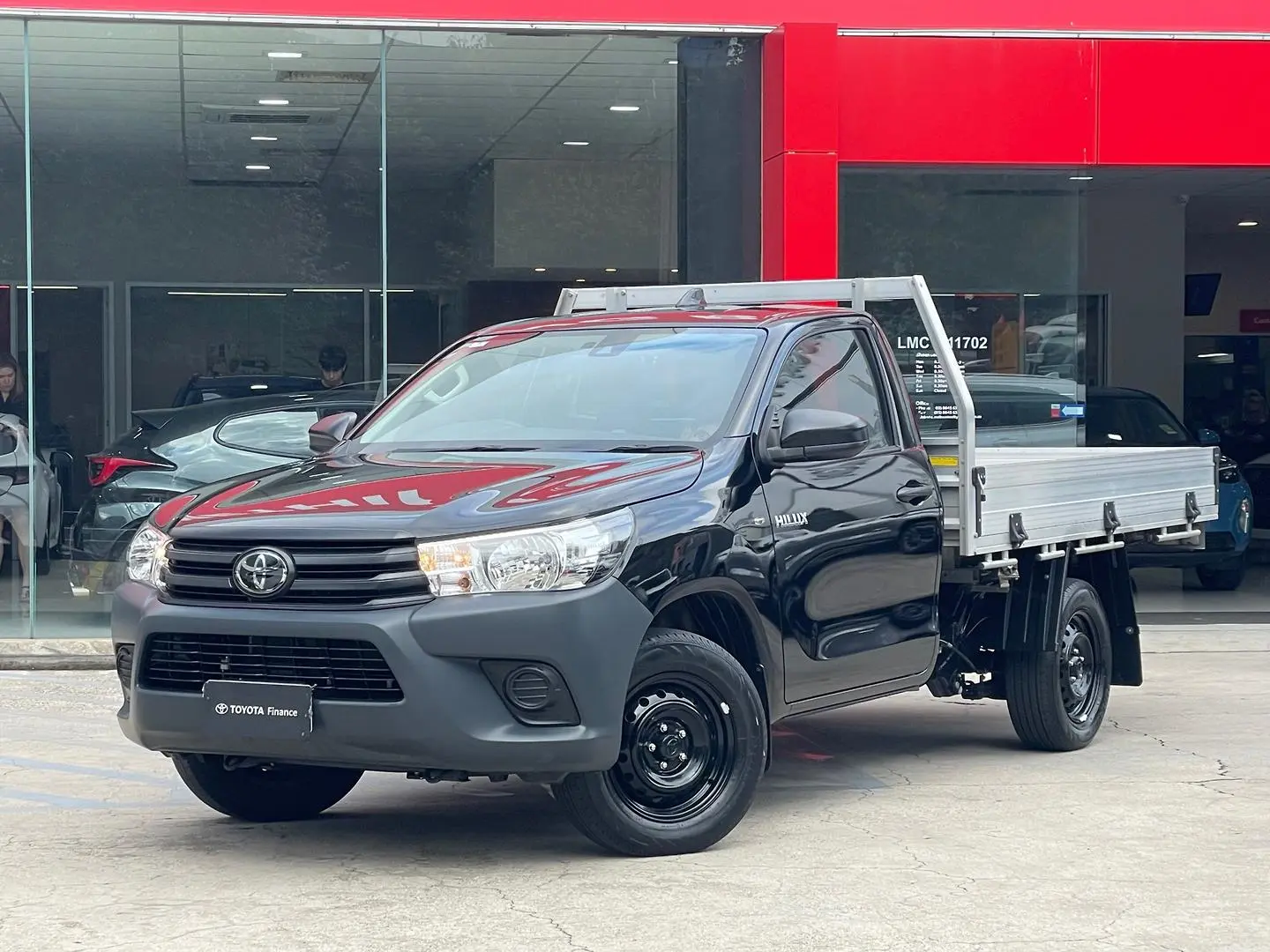2023 Toyota Hilux Gallery Image 4