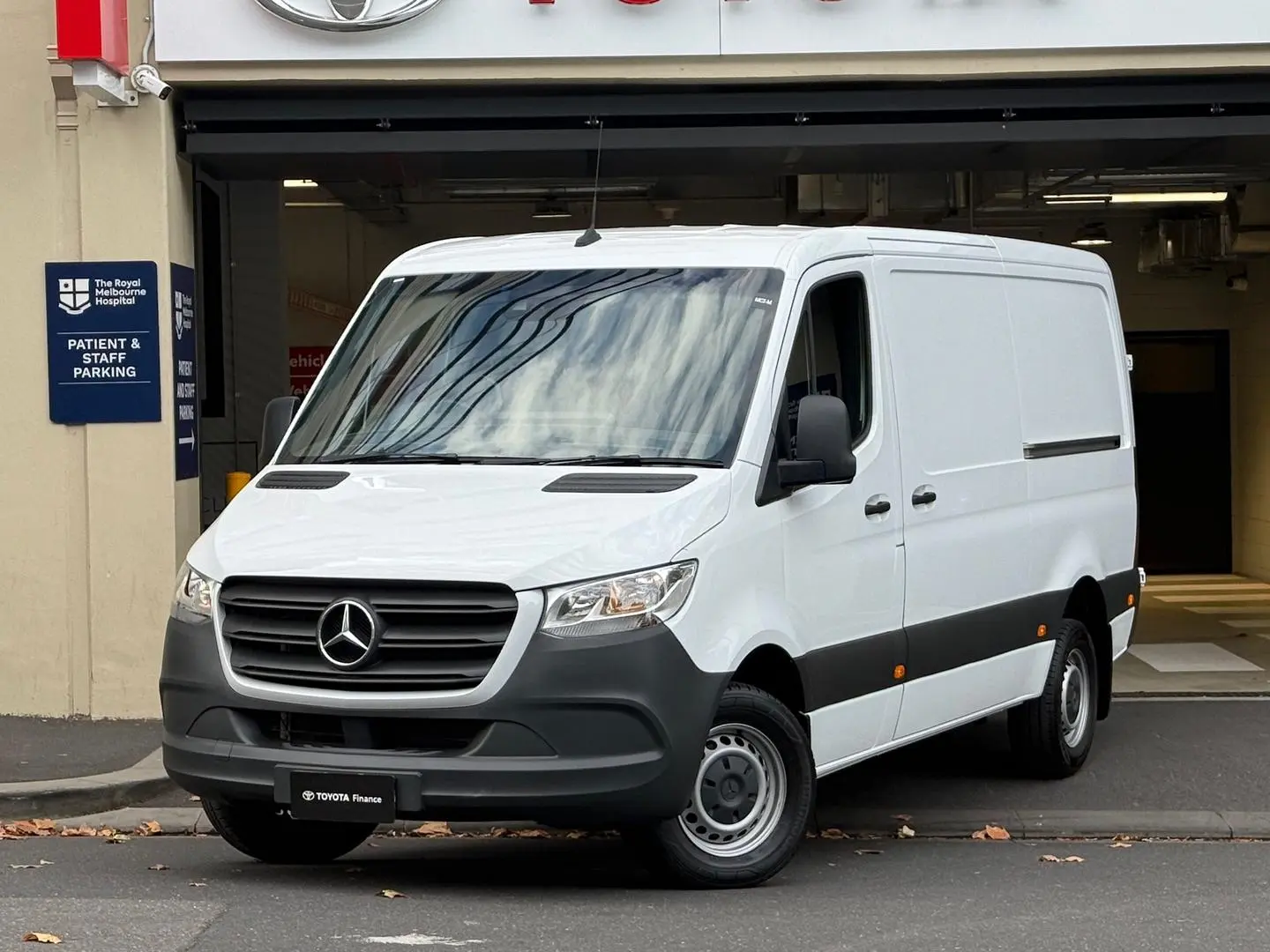 2023 Mercedes-Benz Sprinter Gallery Image 5