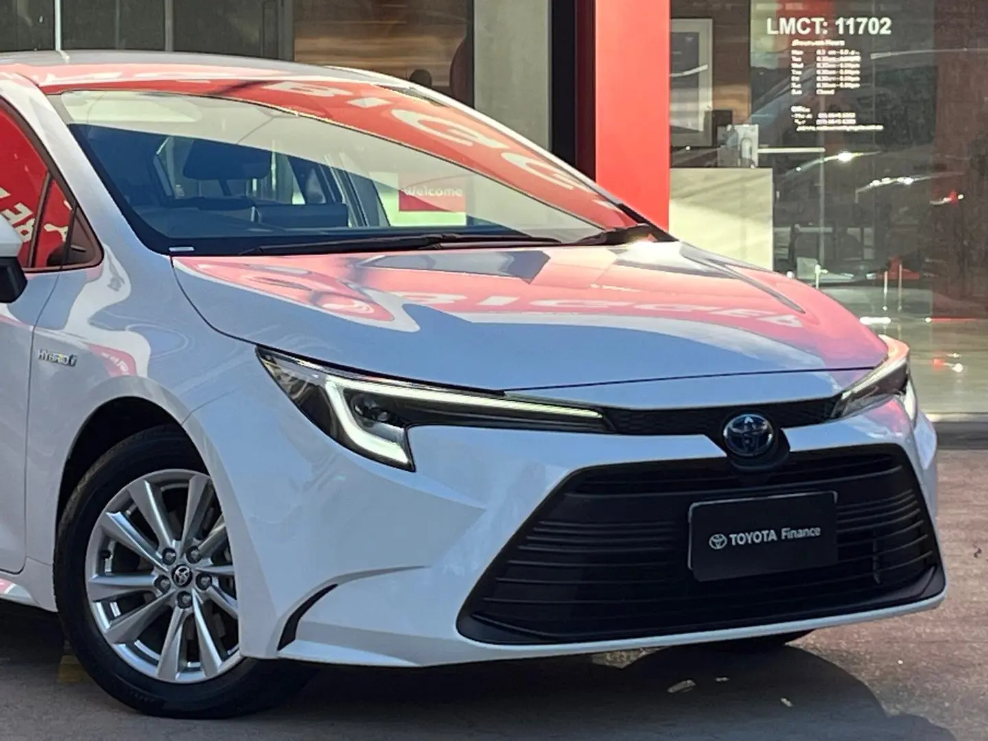 2021 Toyota Corolla Gallery Image 2