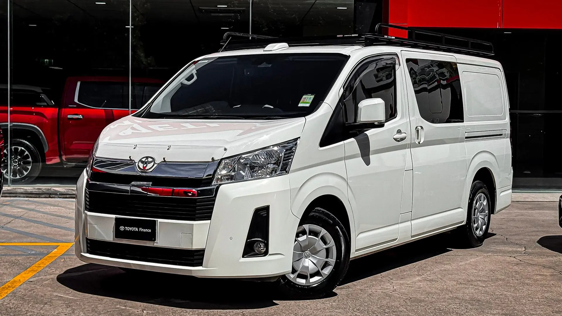 2023 Toyota Hiace Gallery Image 10