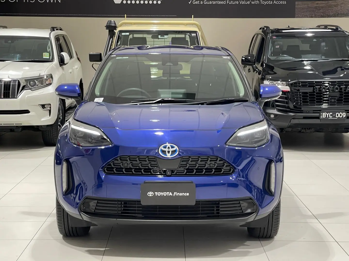 2023 Toyota Yaris Cross Gallery Image 4