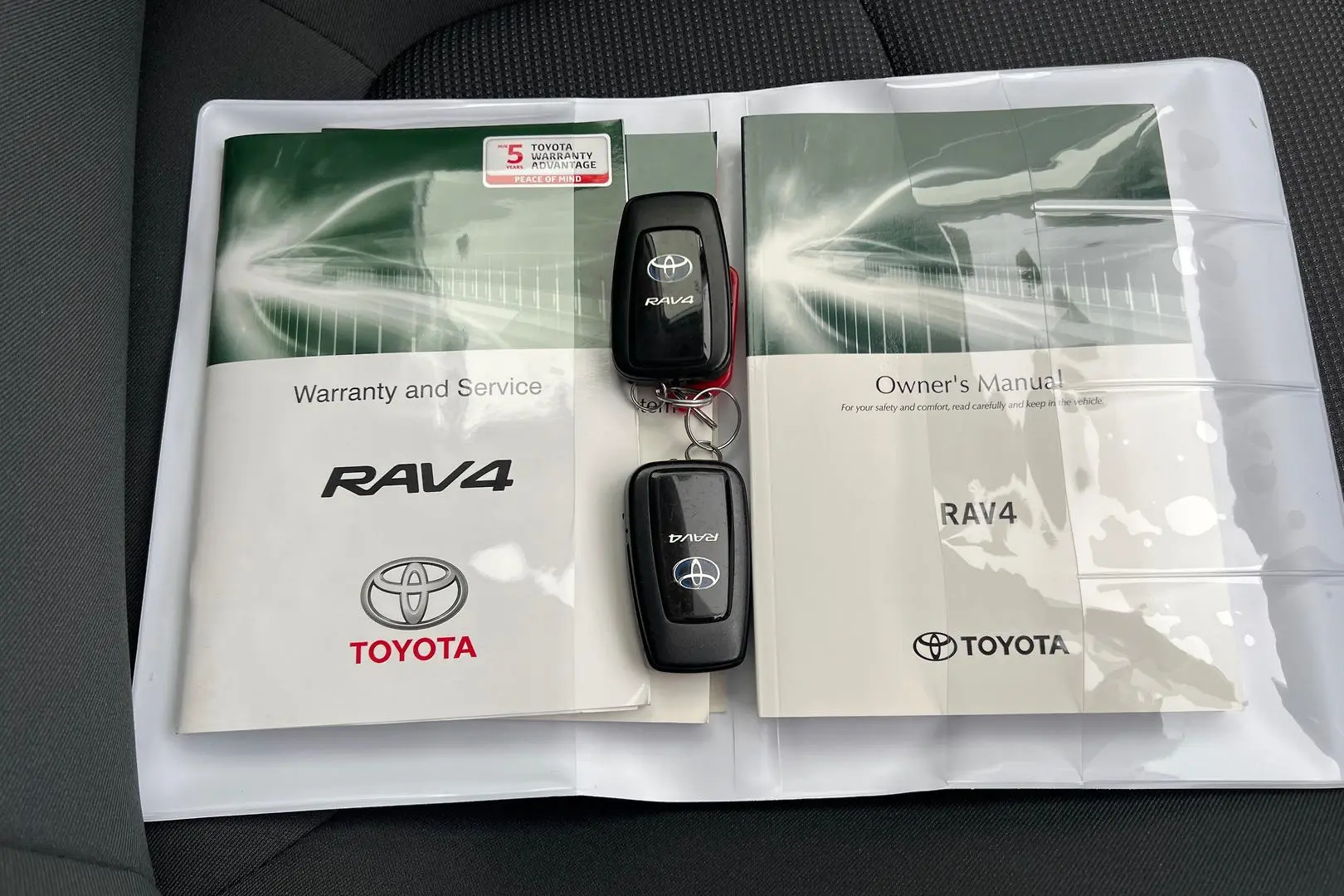 2019 Toyota RAV4 Gallery Image 21