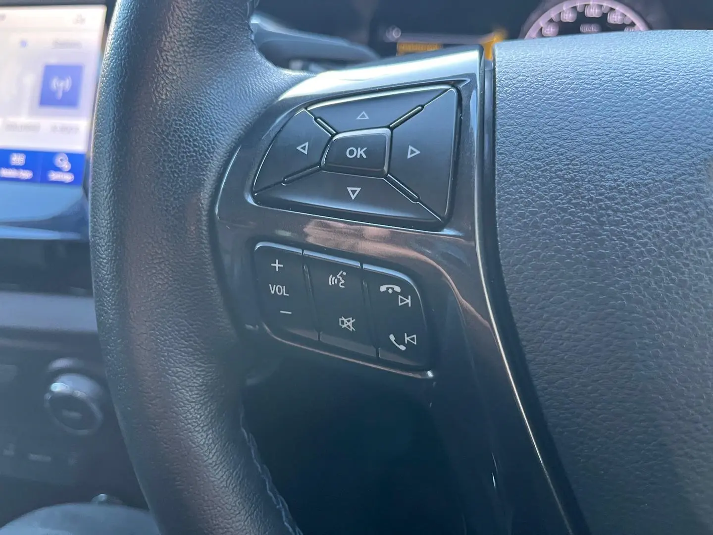 2022 Ford Everest Gallery Image 18