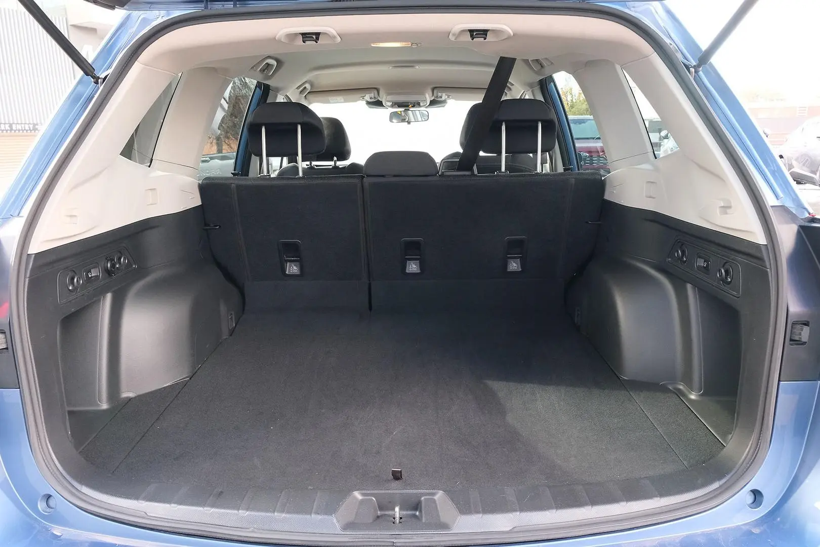 2023 Subaru Forester Gallery Image 10