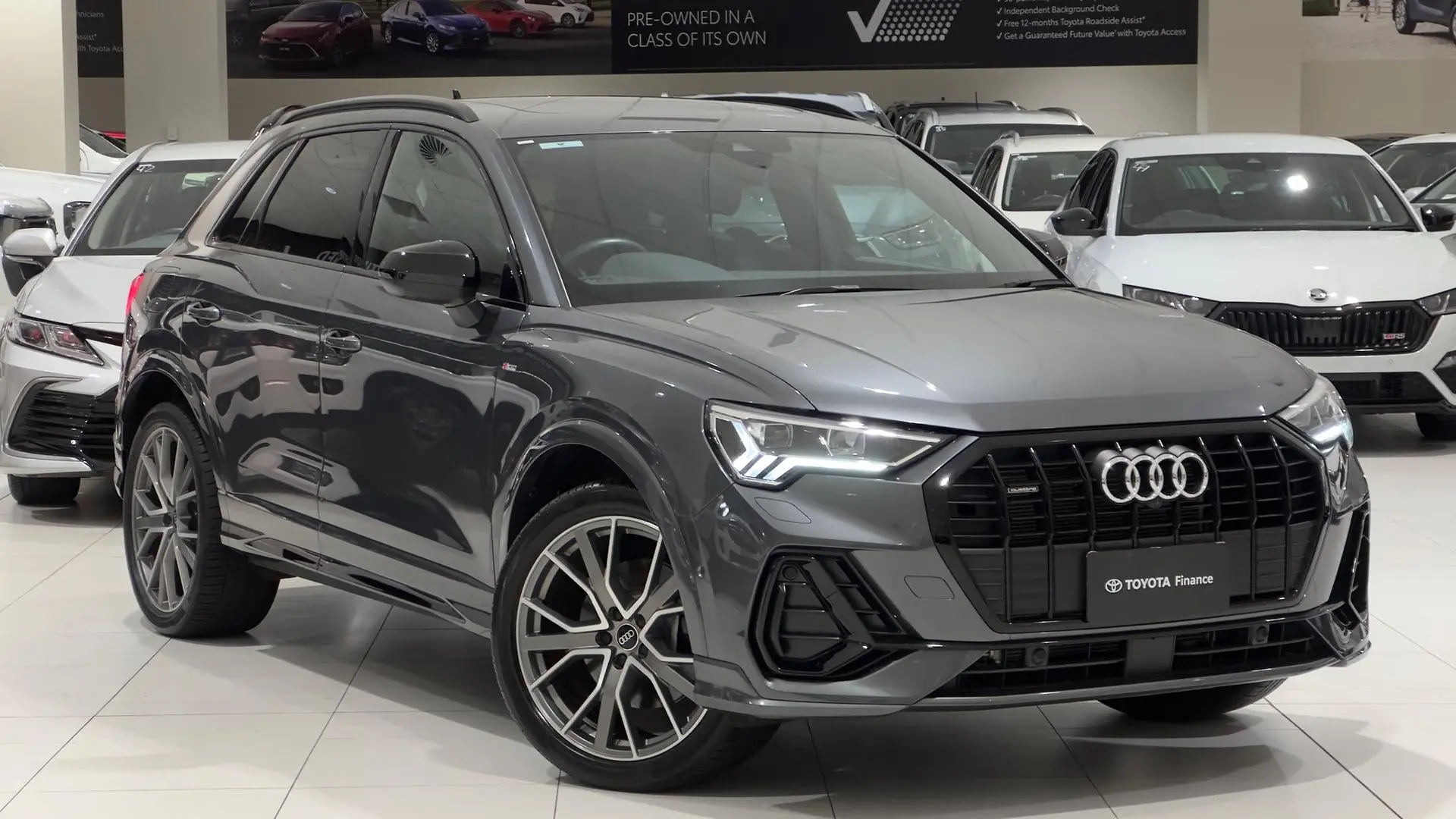 2022 Audi Q3 Gallery Image 1