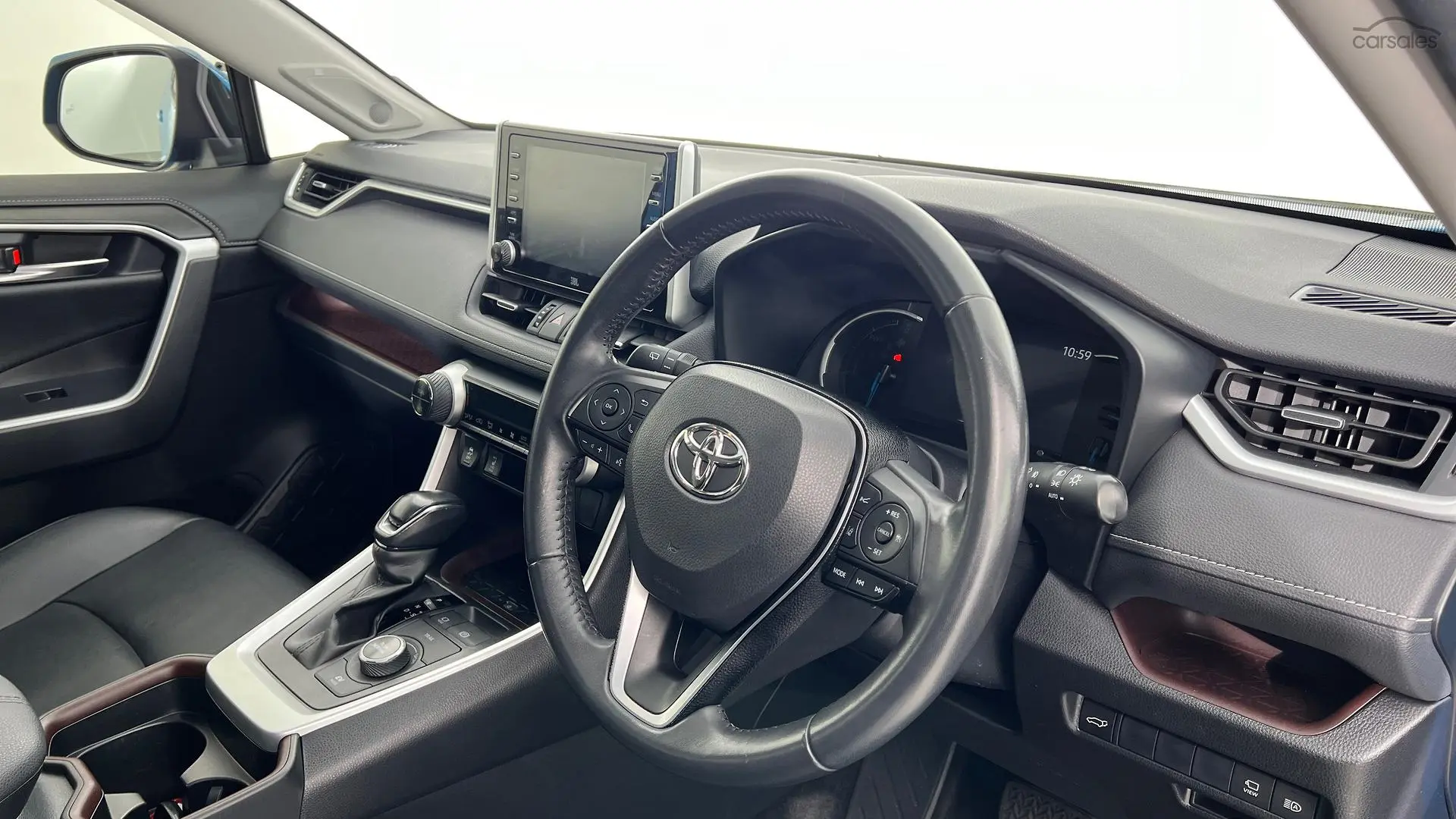 2020 Toyota RAV4 Image 11