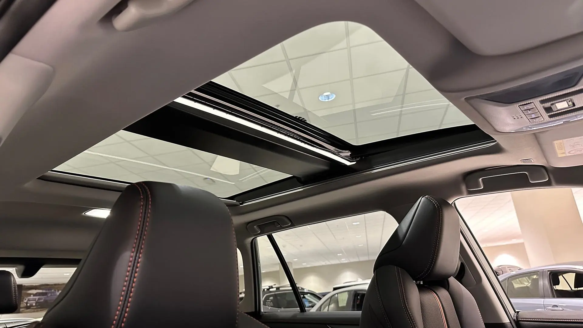 2024 Toyota RAV4 Gallery Image 27