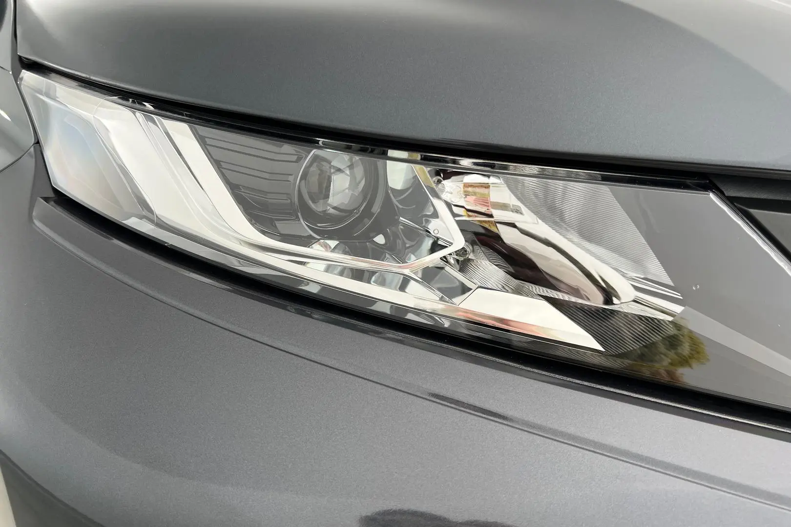 2023 Mitsubishi Triton Gallery Image 11