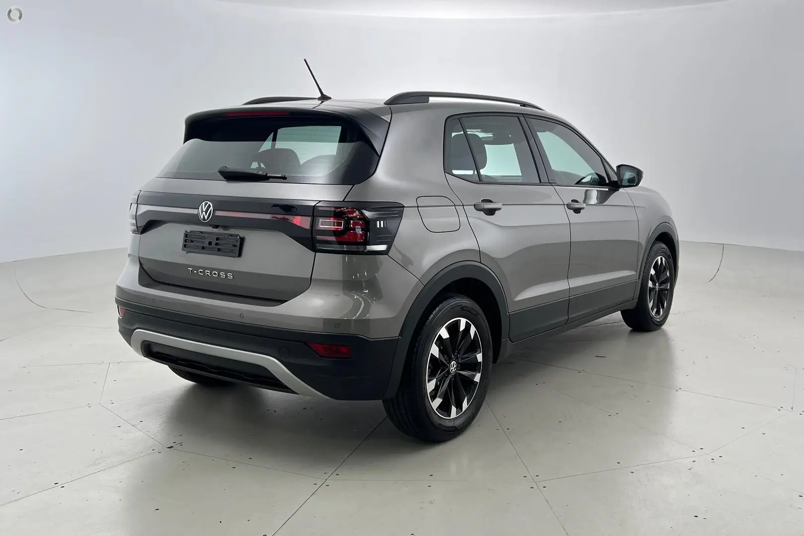2021 Volkswagen T-Cross Gallery Image 4