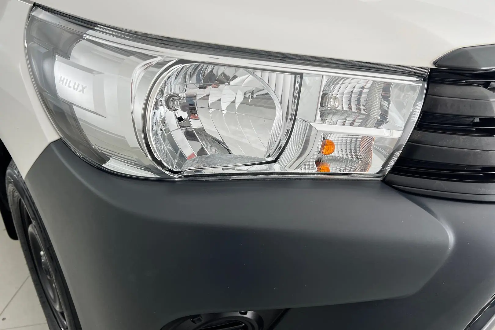 2020 Toyota Hilux Gallery Image 11