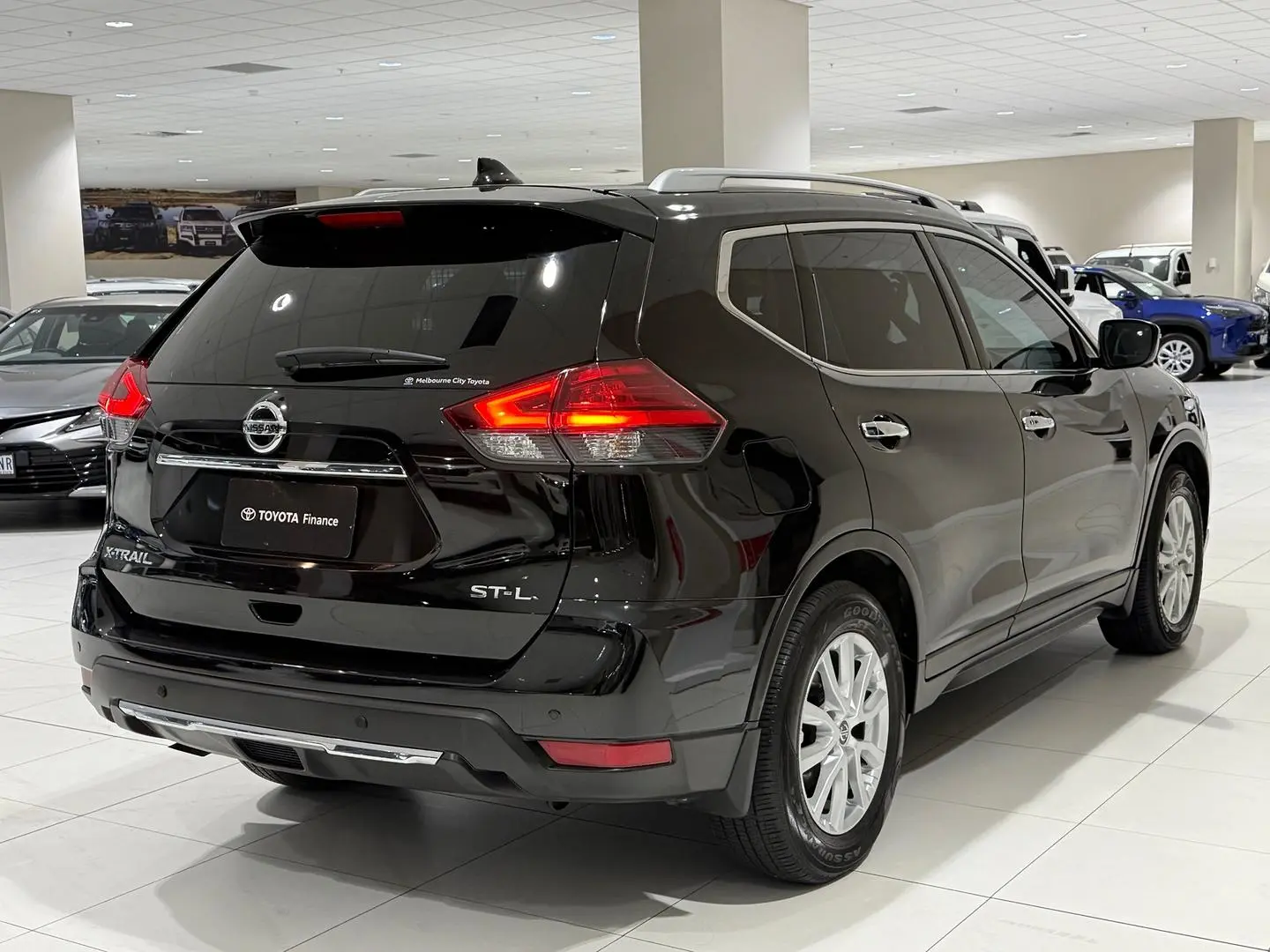 2020 Nissan X-TRAIL Gallery Image 10