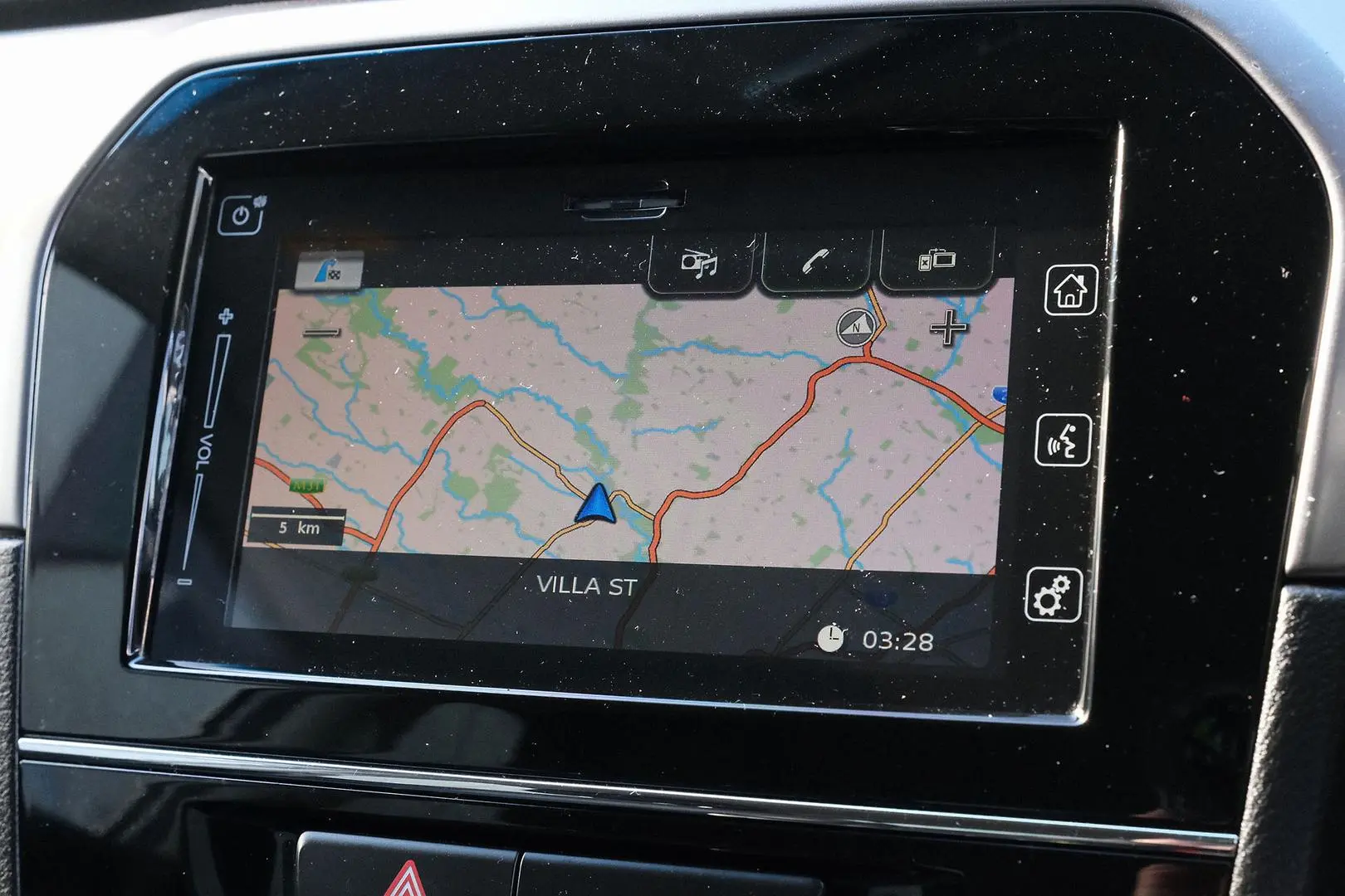 2021 Suzuki Vitara Gallery Image 8
