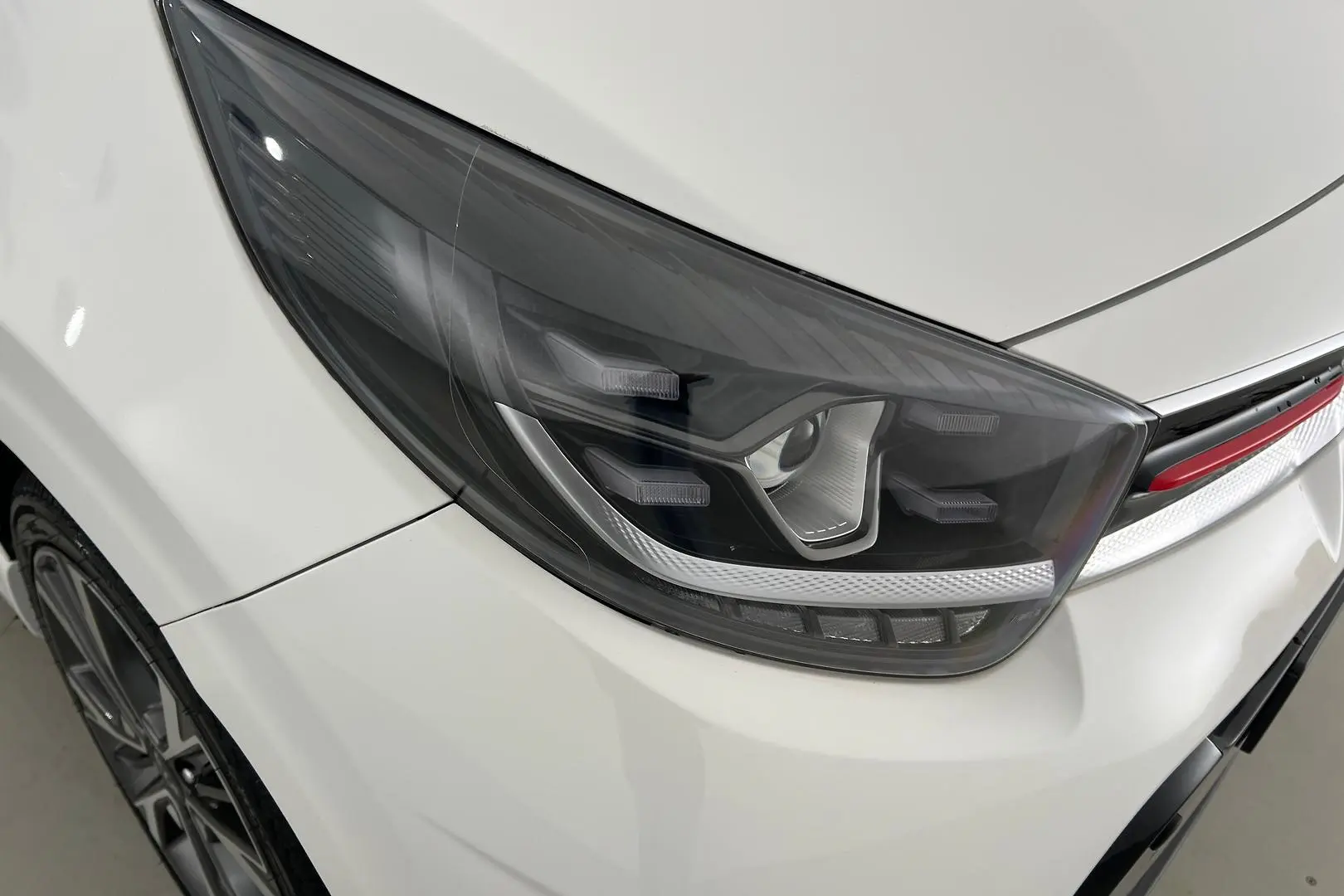 2021 Kia Picanto Gallery Image 2
