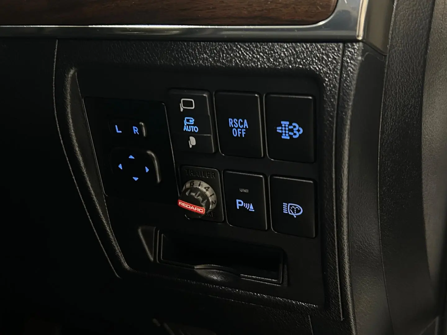 2021 Toyota Landcruiser Gallery Image 27