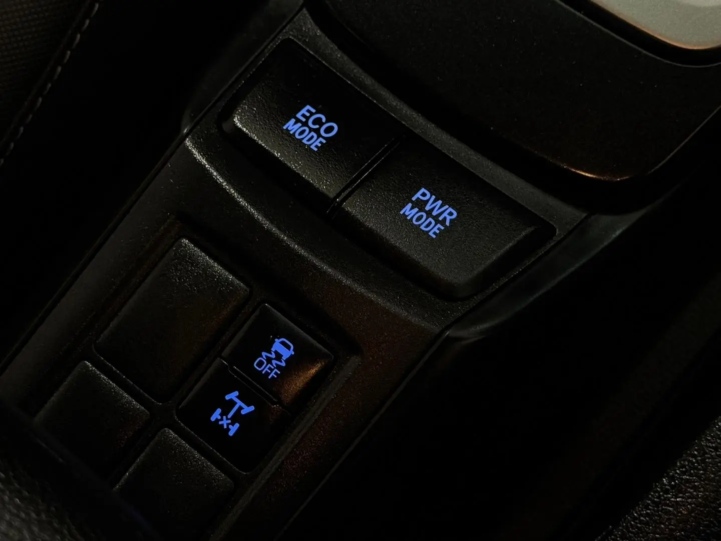 2021 Toyota Fortuner Gallery Image 23