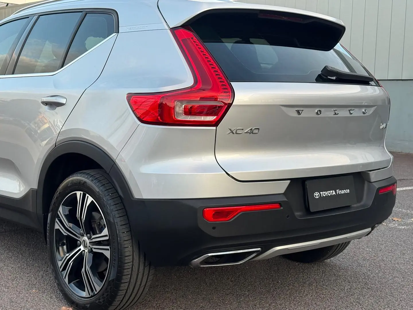 2018 Volvo XC40 Gallery Image 8