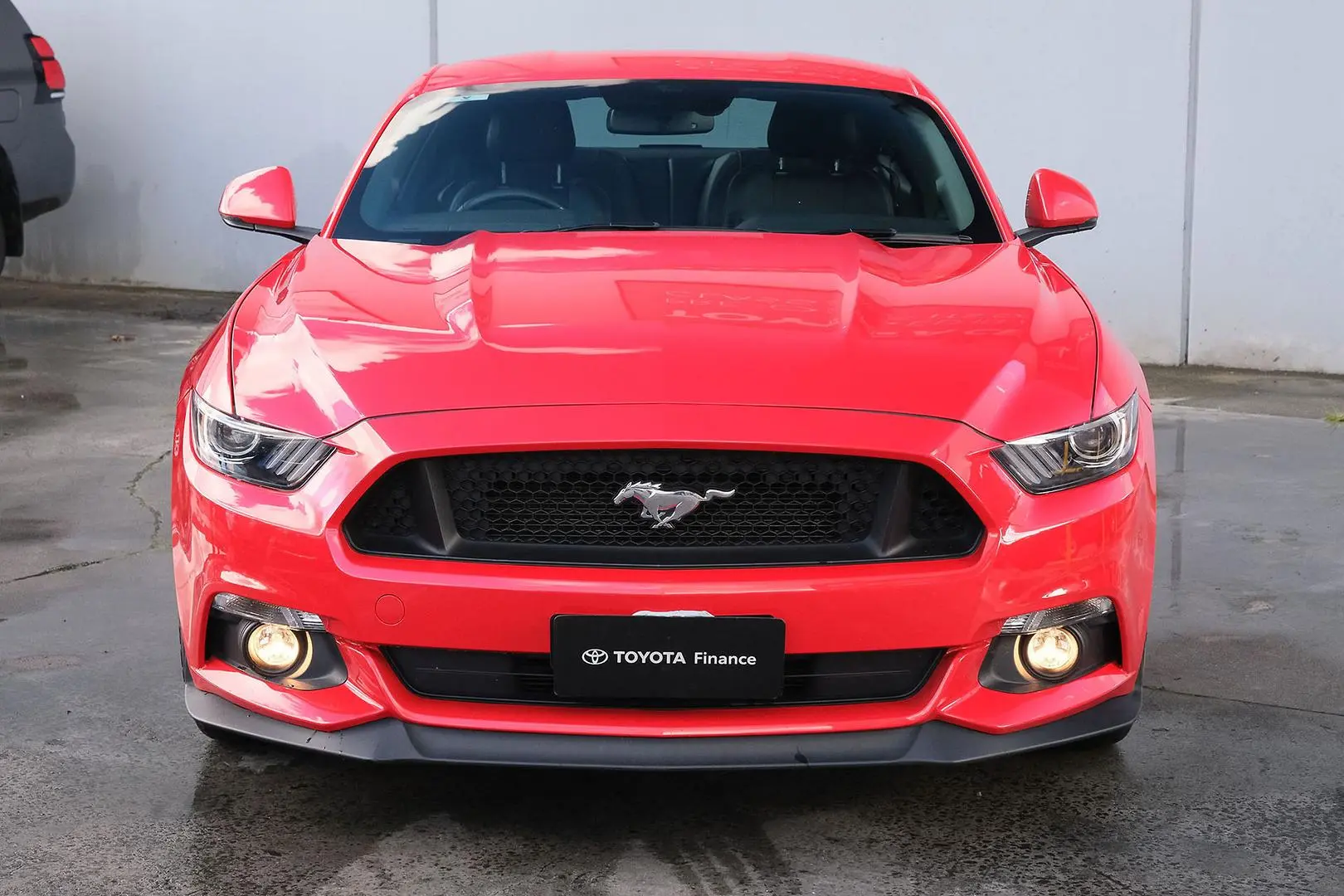 2016 Ford Mustang Gallery Image 3