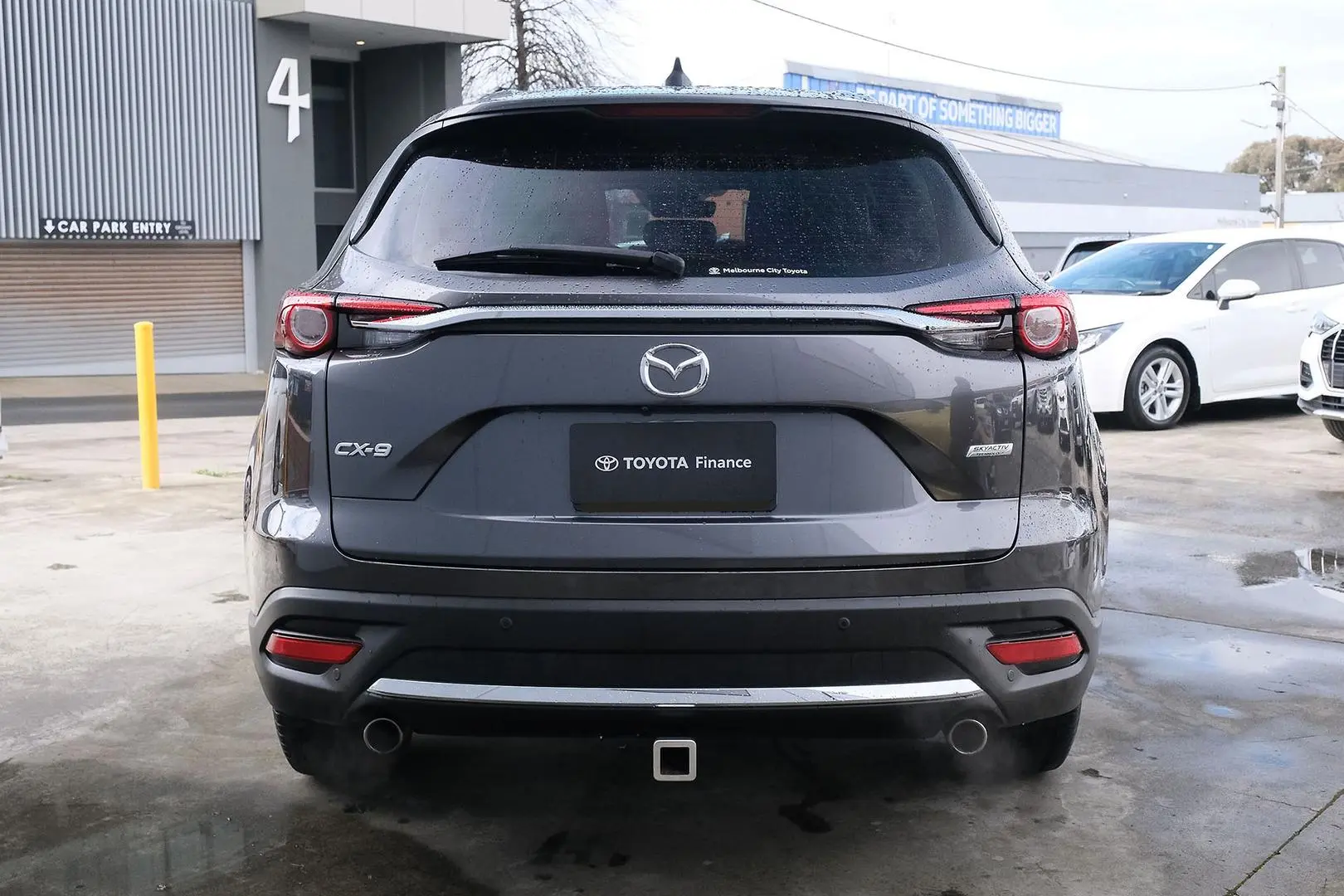 2019 Mazda CX-9 Gallery Image 2