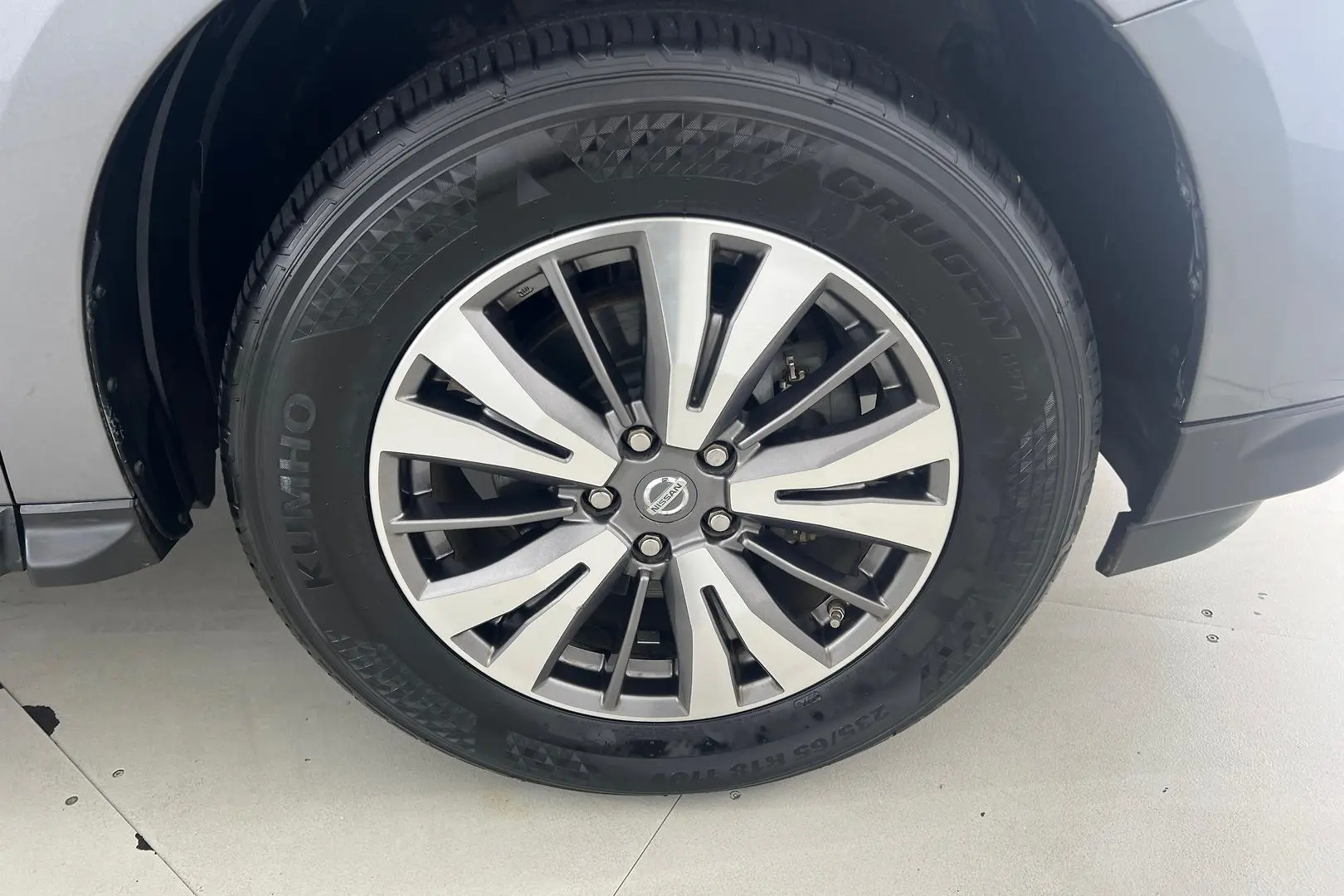 2017 Nissan Pathfinder Gallery Image 21