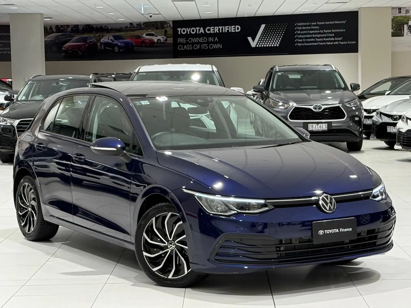 2023 Volkswagen Golf Gallery Image 1